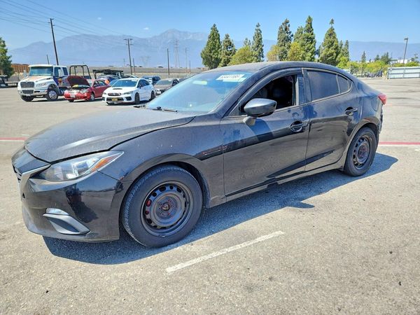 2015 MAZDA 3