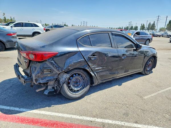 2015 MAZDA 3 Sport/GX