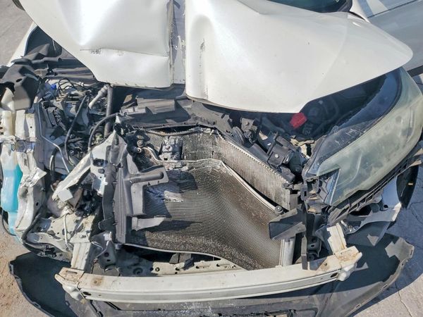 2016 HONDA CRV LX — Engine bay