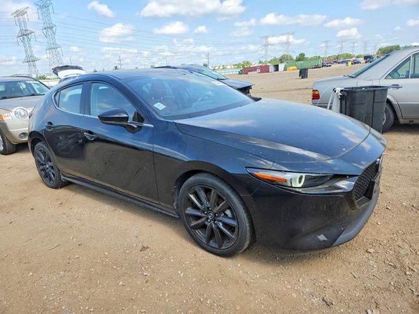 2021 MAZDA 3