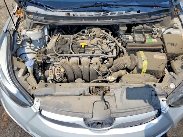 2014 HYUNDAI ELANTRA GLS(STD, Tech)