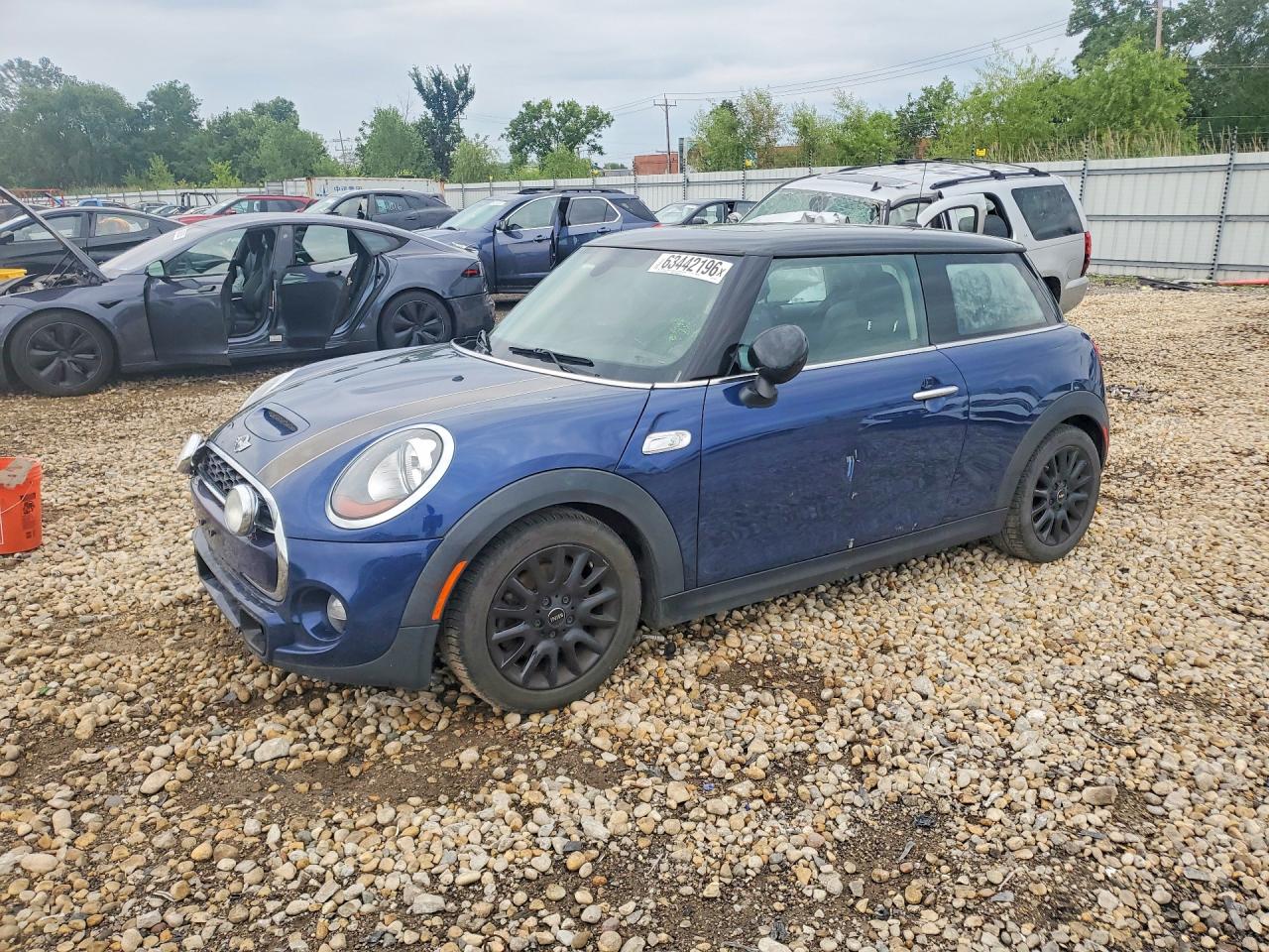 2015 MINI COOPER