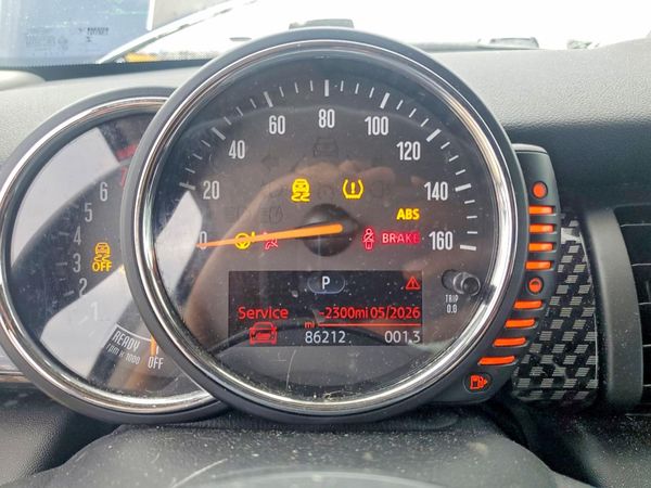 2015 MINI COOPER