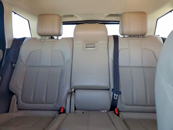 2017 LAND ROVER RANGE ROVER SPORT SE