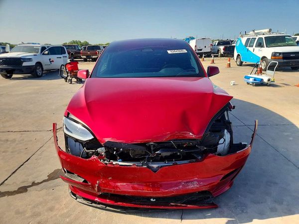 2026 TESLA MODEL X