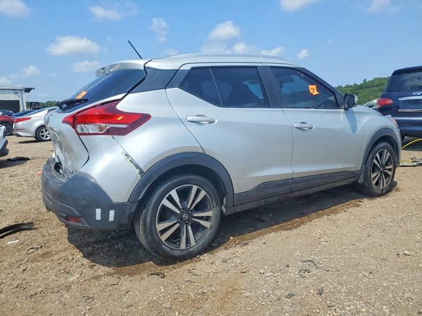 2019 NISSAN KICKS