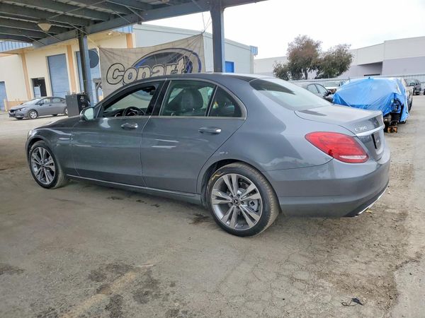 2018 MERCEDES-BENZ C C300
