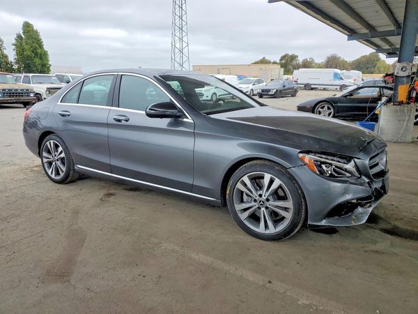 2018 MERCEDES-BENZ C C300