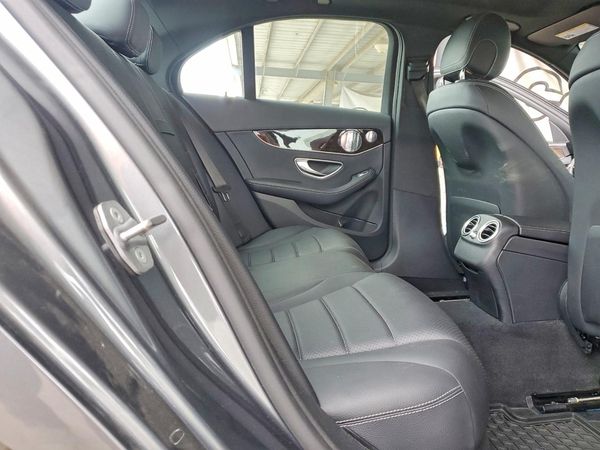 2018 MERCEDES-BENZ C C300