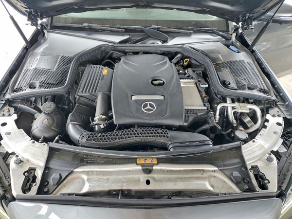 2018 MERCEDES-BENZ C C300