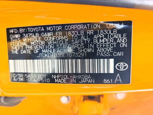 2014 TOYOTA PRIUS — VINS