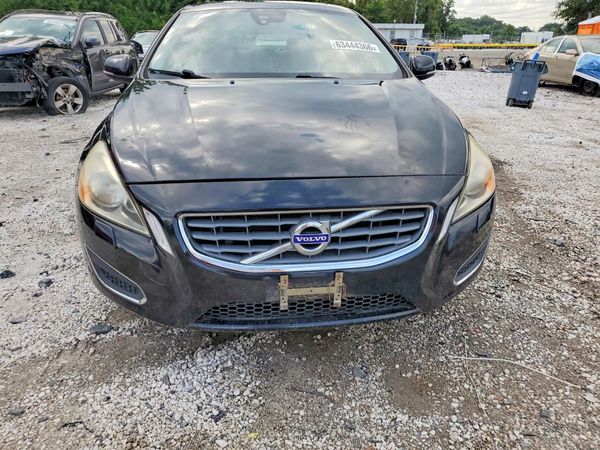 2012 VOLVO S60