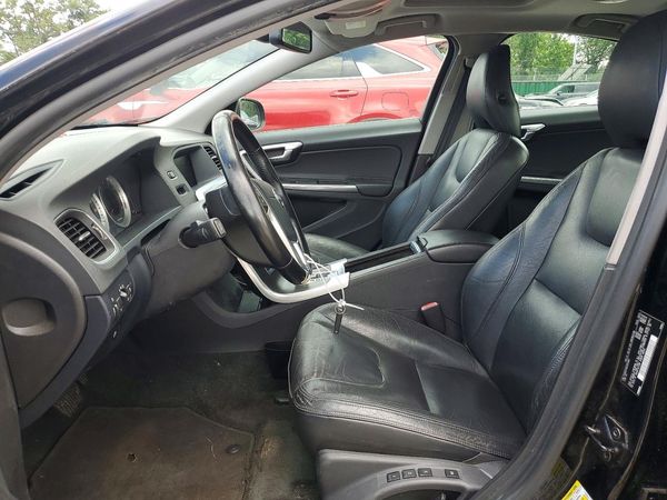 2012 VOLVO S60