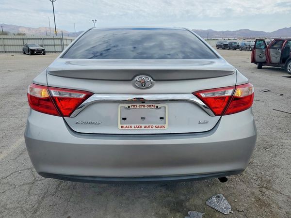 2017 TOYOTA CAMRY