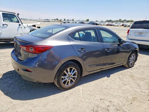 2014 MAZDA 3 Touring/GS