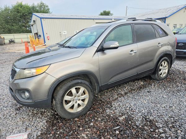 2013 KIA SORENTO