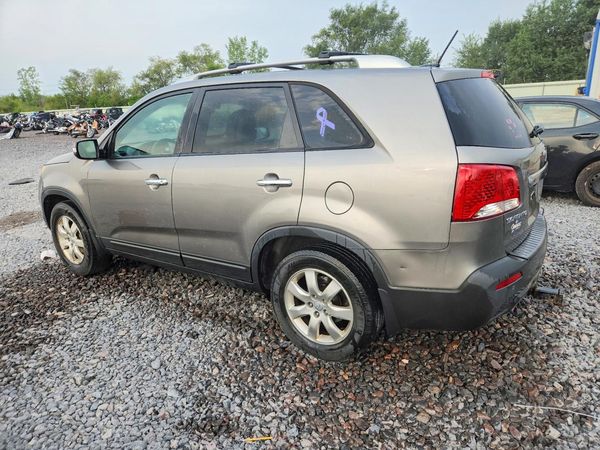 2013 KIA SORENTO