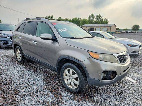 2013 KIA SORENTO