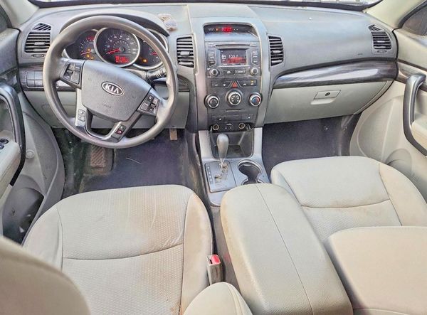 2013 KIA SORENTO