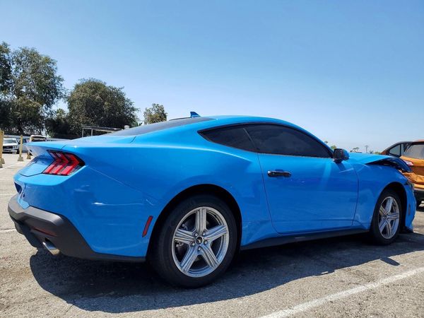 2026 FORD MUSTANG