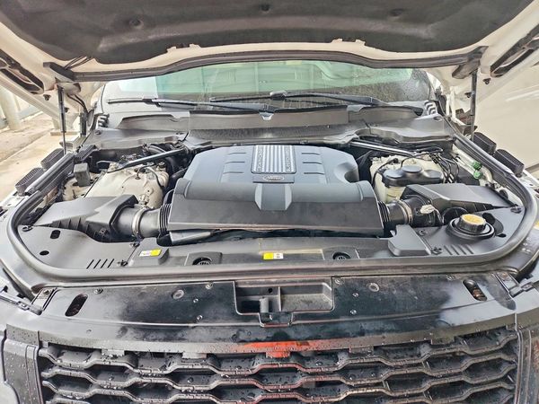 2018 LAND ROVER RANGE ROVER Supercharged LWB
