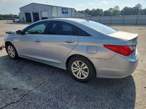 2013 HYUNDAI SONATA GLS/ GLS Popular