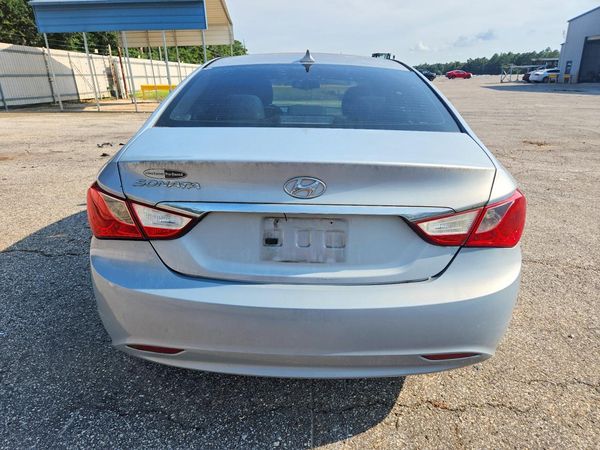 2013 HYUNDAI SONATA GLS/ GLS Popular
