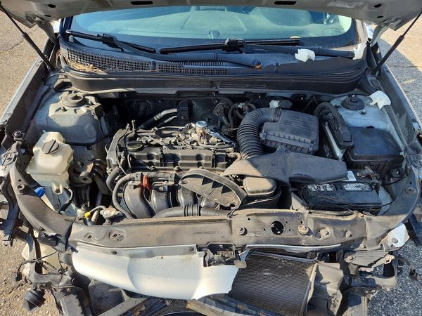 2013 HYUNDAI SONATA GLS/ GLS Popular