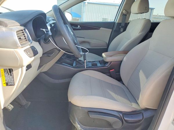 2018 KIA SORENTO L, LX