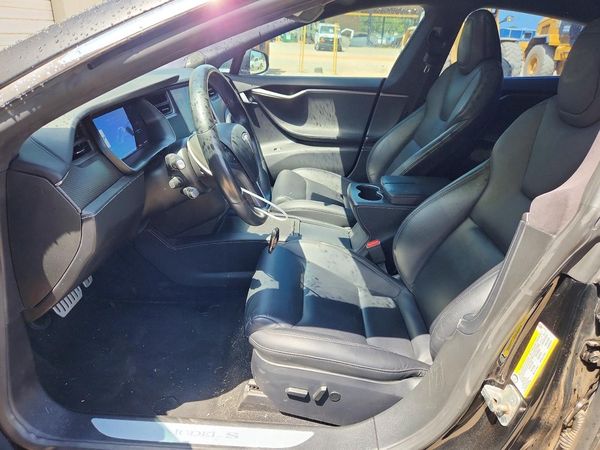 2020 TESLA MODEL S