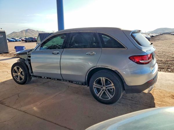 2016 MERCEDES-BENZ GLC GLC300