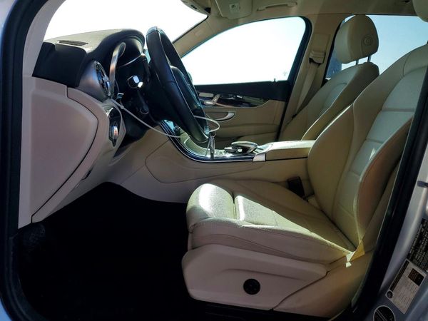 2016 MERCEDES-BENZ GLC GLC300