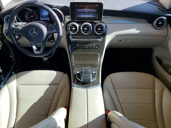 2016 MERCEDES-BENZ GLC GLC300