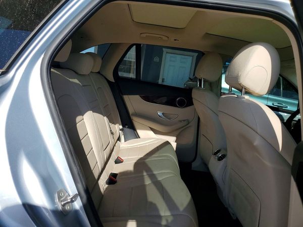 2016 MERCEDES-BENZ GLC GLC300