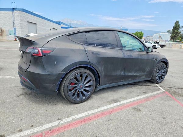 2022 TESLA MODEL Y