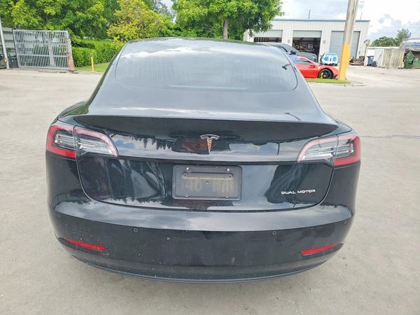 2019 TESLA MODEL 3