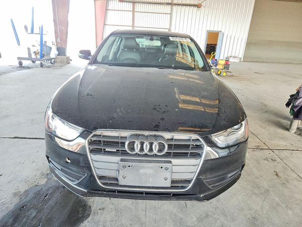 2013 AUDI A4 quattro Premium