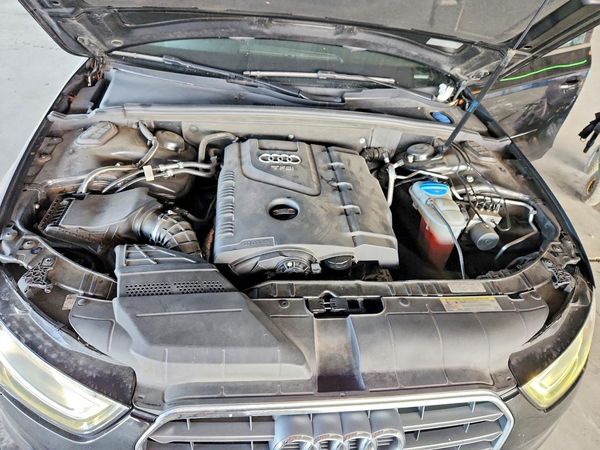 2013 AUDI A4 quattro Premium