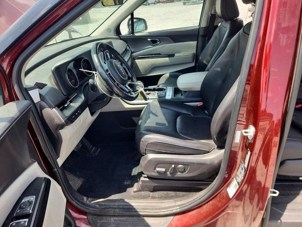 2023 KIA CARNIVAL LX, LX Seat Package