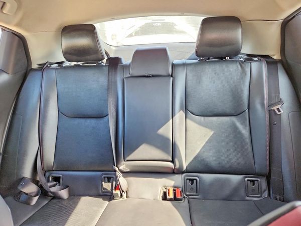 2025 TOYOTA PRIUS