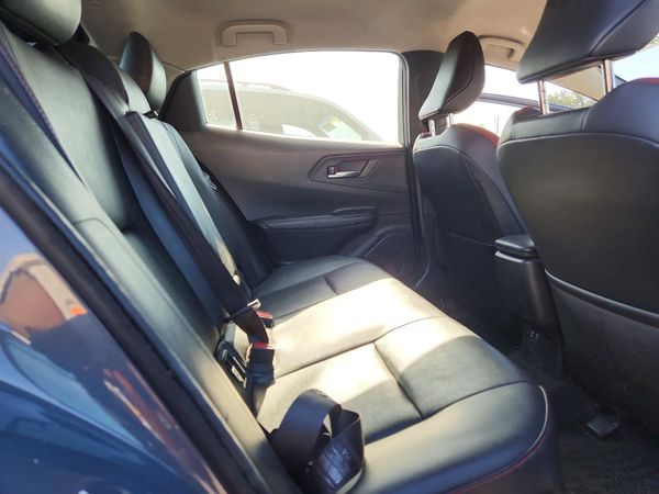 2025 TOYOTA PRIUS