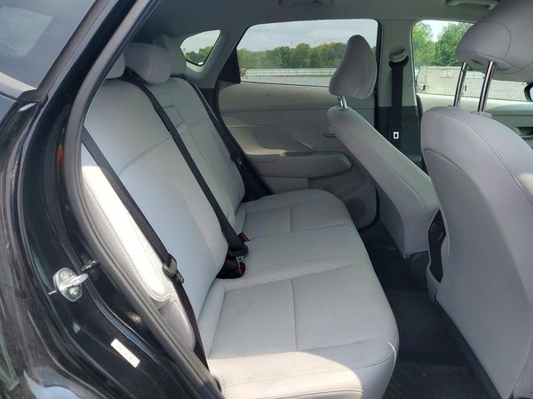 2025 HYUNDAI KONA SEL Convenience