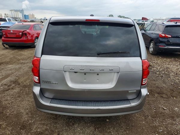 2018 DODGE GRAND CARAVAN SE