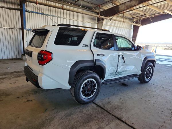 2026 TOYOTA 4RUNNER