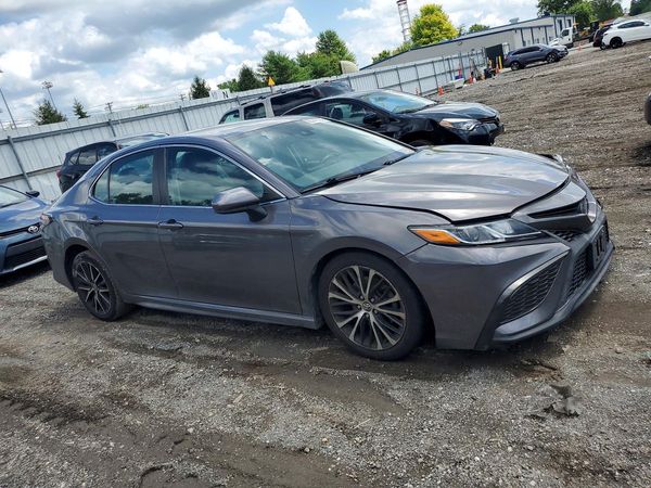 2021 TOYOTA CAMRY