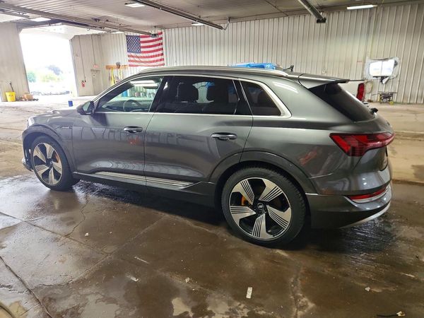 2019 AUDI E-TRON e-tron quattro Prestige
