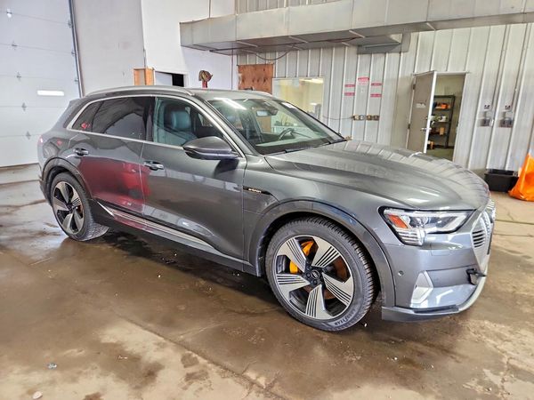 2019 AUDI E-TRON e-tron quattro Prestige