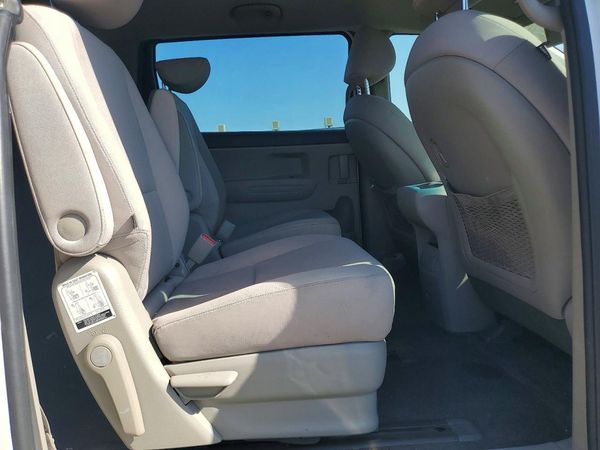 2016 KIA SEDONA L - Low level