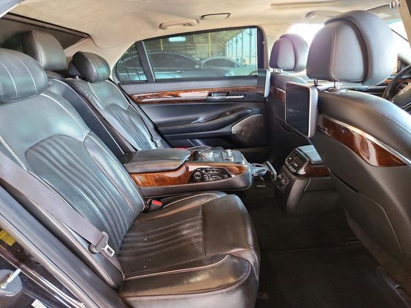 2018 GENESIS G90 5.0 Ultimate