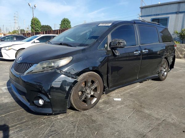 2015 TOYOTA SIENNA